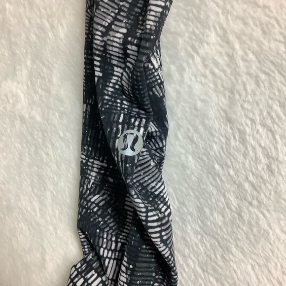 Lululemon Fast and Free High-Rise Tight 25" Lino Slide Alpine White Black Sz 4 - Picture 6 of 9